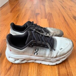 On Running Men's Sneakers - Black and White